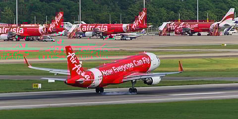 ആഭ്യന്തര, വിദേശ സര്വീസുകളില് ടിക്കറ്റുകള്ക്ക് 40% കിഴിവുമായി എയര്ഏഷ്യ