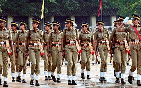 കളരി മാത്രമല്ല, കമാന്ഡോ ഓപറേഷനും ഇവര്ക്ക് വഴങ്ങും ; ആദ്യ വനിതാ പൊലീസ് ബറ്റാലിയന് പാസിങ് ഔട്ട് പരേഡിന്