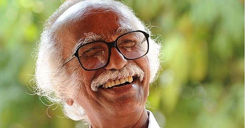 പിഴവു പറ്റി: പ്രതിമാസ വരുമാനം 1000 രൂപയല്ല, ഭാര്യക്കും മന്ത്രിക്കും കൂടി കിട്ടുന്നത് 96512 രൂപയെന്ന് മന്ത്രി രാമചന്ദ്രന് കടന്നപ്പള്ളിയുടെ ഓഫിസ്