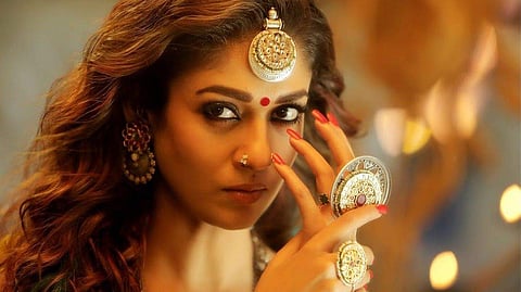 അപൂര്വ്വ നേട്ടവുമായി കൊലമാവ് കോകില: സൂപ്പര്താര പദവി നയന്സിന്റെ കയ്യില് ഭദ്രം