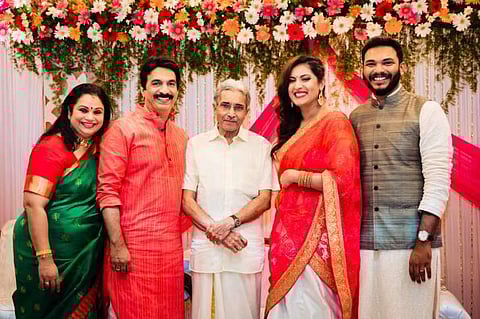 പ്രളയം: ഉണ്ണിമേനോന്റെ മകന്റെ വിവാഹം ലളിതമാക്കി നടത്തുന്നു, പണം ദുരിതാശ്വാസ പ്രവര്ത്തനങ്ങള്ക്ക്