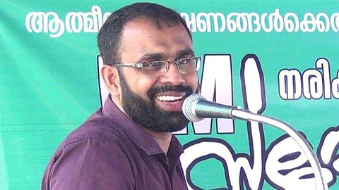 പെണ്കുട്ടികള് നിക്കാഹ് കഴിയുന്നതുവരെ പുറത്തുപോകരുത്: വത്തക്ക പരാമര്ശത്തിന് ശേഷം വീണ്ടും വിവാദത്തിന് തിരി കൊളുത്തി അധ്യാപകന്