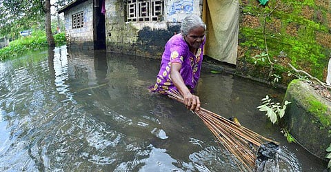 പ്രളയവും കടന്ന് വീടുകളിലേയ്ക്ക് തിരികെയെത്തുമ്പോള് ഓര്ത്തുവയ്ക്കാന്