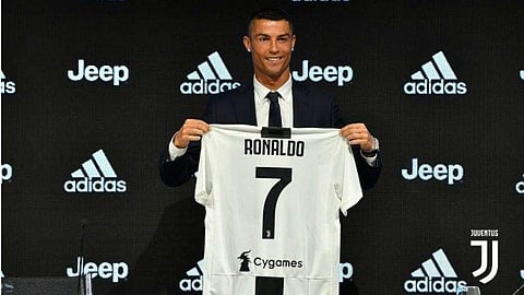 ക്രിസ്റ്റിയാനോയുടെ യുവന്റസ് ജഴ്സിയിലെ ആദ്യമത്സരം ഫ്രീയായി ഫോണില് കണ്ടാലോ? സ്പോര്ട്സ് ഇലവന് സ്പോര്ട്സ് ഫേസ്ബുക്കുമായി കൈകോര്ക്കുന്നു