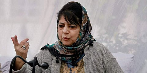 '370 -ാം വകുപ്പ് എടുത്തുകളഞ്ഞാല്, ജമ്മു കശ്മീരും ഇന്ത്യയുമായുള്ള ബന്ധം അവസാനിക്കും' ; മുന്നറിയിപ്പുമായി മെഹബുബ മുഫ്തി