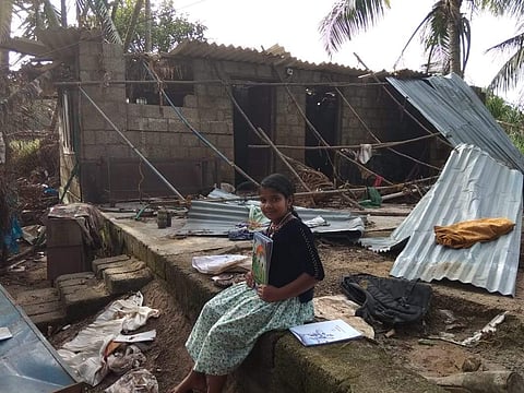 ഒട്ടും പേടിയില്ല, സങ്കടങ്ങള് തീരുന്നു, പഠിക്കാന് പുതിയ പുസ്തകങ്ങള് കിട്ടി; പ്രതീക്ഷയുടെ പുഞ്ചിരിയില് അഞ്ചാം ക്ലാസുകാരി