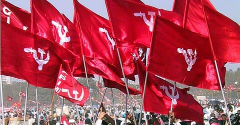 മുന് ഡിസിസി സെക്രട്ടറി കൂറുമാറി ; കുമ്പളം പഞ്ചായത്ത് എല്ഡിഎഫിന്