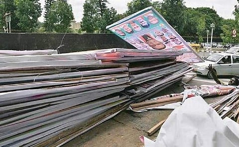 ഫ്ളക്സുകള് അപകടകരമെന്ന് മുന്നറിയിപ്പ്: പ്രത്യുല്പാദനത്തെയും ഭ്രൂണവളര്ച്ചയെയും ബാധിക്കും