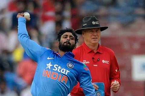 ബോളിംഗ് ആക്ഷനില് സംശയം; റായുഡുവിന് ഐസിസിയുടെ വിലക്ക്