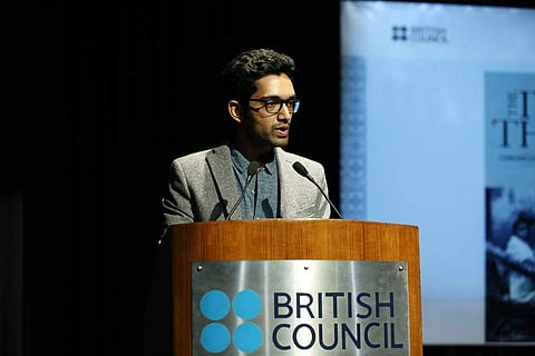 ചരിത്രത്തിലെ യുവചരിതം: മനു എസ് പിള്ളയെക്കുറിച്ച്