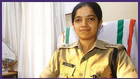 ആകര്ഷിച്ചത് ഡിറ്റക്റ്റീവ് നോവലുകള്, തെരഞ്ഞെടുത്ത വിഷയം സൈക്കോളജി, തളരാത്ത മനസുമായി അഞ്ചാമത്തെ പരിശ്രമത്തില് ഐപിഎസ്; ചൈത്രയുടേത് കഠിനാധ്വാനത്തിന്റെ കഥ