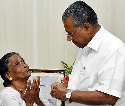 നീതി തേടി ഒരു വ്യാഴവട്ടം: പൊലീസ് ഉരുട്ടിക്കൊന്ന ഉദയകുമാറിന്റെ അമ്മ പ്രഭാവതിയമ്മയുടെ കണ്ണീര്വഴികള്