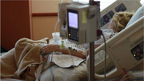 14 വര്ഷമായി കോമയിലായിരുന്ന യുവതി പ്രസവിച്ചു: യുവതി ഗര്ഭിണിയായത് പോലും അറിഞ്ഞില്ലെന്ന് ആശുപത്രി ജീവനക്കാര്