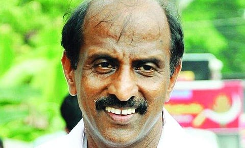 മെഡിക്കല് സീറ്റ് വാഗ്ദാനം ചെയ്ത് 20ലക്ഷം തട്ടി; ബെന്നറ്റ് എബ്രഹാമിന് എതിരെ അന്വേഷണം