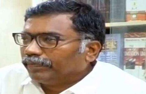 വാളയാര് പീഡനക്കേസ്: സിഡബ്ല്യുസി ചെയര്മാനെ മാറ്റി