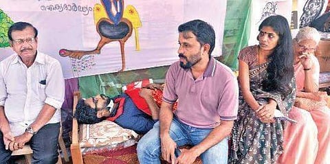 ഭാഷയില്നിന്നു ഭ്രാന്ത് മുളയ്ക്കരുത്: ഹമീദ് ചേന്നമംഗലൂര് എഴുതുന്നു