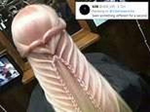 ഈ യുവതിയുടെ ഹെയര് സ്റ്റൈല് സമൂഹമാധ്യമങ്ങളില് ചൂടന് ചര്ച്ച; കാരണം ഈ ഫോട്ടോ പറയും