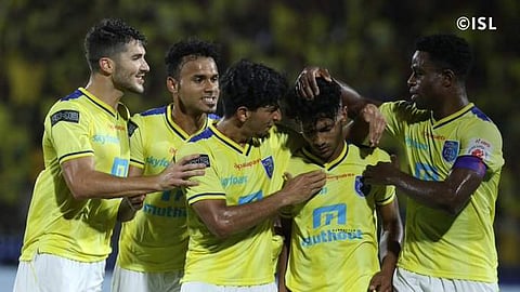 പെനാൽറ്റി വലയിൽ; ബ്ലാസ്റ്റേഴ്സിനെ ഒപ്പം പിടിച്ച് ഹൈദരാബാദ്