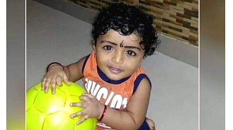 'അമ്മ അറിഞ്ഞില്ല, കേശു പിന്നാലെയുണ്ടെന്ന്...'; വെളളക്കെട്ടില് വീണ് ഒന്നര വയസുകാരന് ദാരുണാന്ത്യം