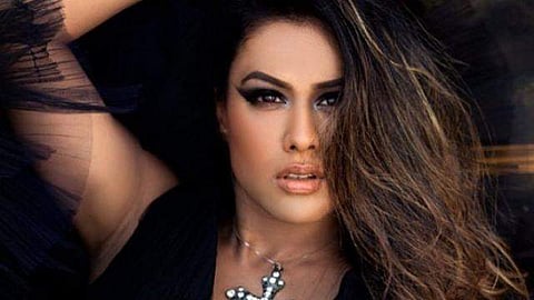 ശരീരത്തിന്റെ അഴകളവുകളോടുള്ള താല്പര്യം ഭ്രാന്തായി; മറ്റുള്ളവര്ക്ക് സംഭവിക്കാതിരിക്കട്ടെ; തുറന്നുപറഞ്ഞ് നിയ