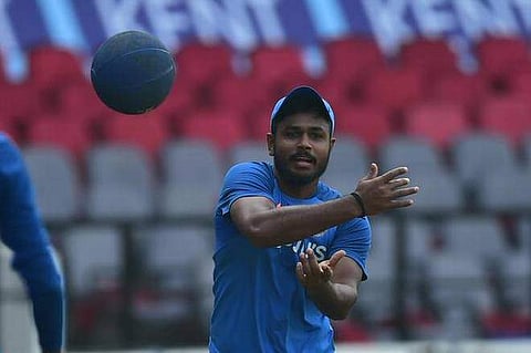 ഇന്ത്യ ബാറ്റ് ചെയ്യും; സഞ്ജു സാംസണ് കളിക്കില്ല