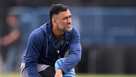 'ധോനി ബൗളർമാരുടെ ക്യാപ്റ്റനാണ്', ആ പ്രശംസകൾക്ക് പിന്നിൽ കാരണമുണ്ട്