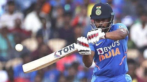 വെസ്റ്റ് ഇന്ഡീസിന് 287 റണ്സ് വിജയ ലക്ഷ്യം; രക്ഷിച്ചത് ശ്രേയസ്-പന്ത് കൂട്ടുകെട്ട്