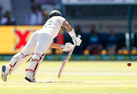 നില്ക്കക്കള്ളിയില്ലാത്തതോ? മൈക്കല് ജാക്സന്റെ ആന്റി ഗ്രാവിറ്റി ലീനോ? വേഡിന്റെ കളി കണ്ട് അമ്പരന്ന് ആരാധകര്