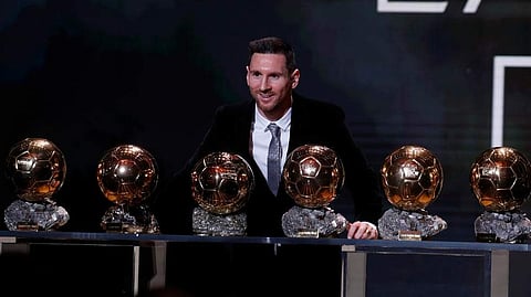 കോപ്പയില് പൊട്ടി, ചാമ്പ്യന്സ് ലീഗില് വീണു, എന്നിട്ടും ബാലന് ഡി ഓര്; മെസി അര്ഹിച്ചിരുന്നില്ല?