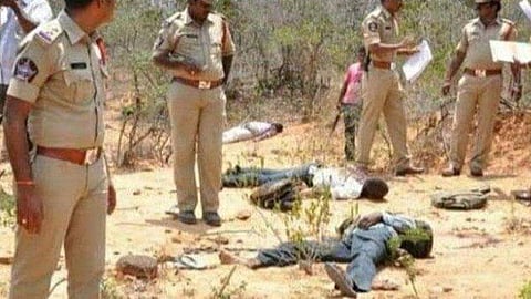 ഏറ്റുമുട്ടല് കൊല : മനുഷ്യാവകാശ കമ്മീഷന്റെ തെളിവെടുപ്പ് തുടരുന്നു ; കൊല്ലപ്പെട്ട പ്രതികളുടെ ബന്ധുക്കളെ കാണും