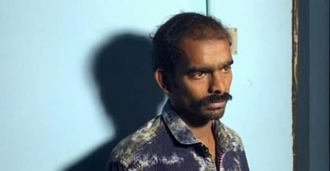 12 വയസുകാരനെ ബലമായി മദ്യം കഴിപ്പിച്ചു, സിഗരറ്റ് വലിപ്പിച്ചു; പ്രകൃതി വിരുദ്ധ പീഡനത്തിനിരയാക്കിയ യുവാവ് പിടിയില്