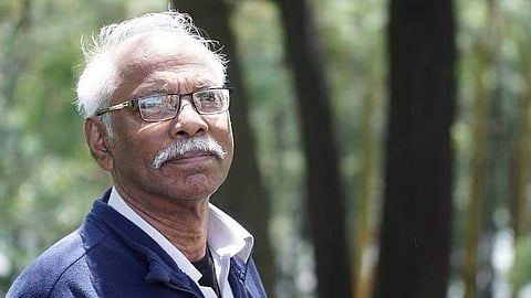 'കാരശ്ശേരി മാഷെ, കൊല്ലപ്പെടാതെ സൂക്ഷിക്കണം, അടുത്തു കൂടി ഇന്നോവ വരുമ്പോള്...'; സിപിഎമ്മിനെ കൊട്ടി കെഎസ്യു