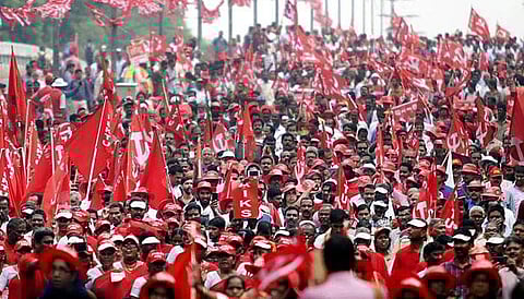 കിസാന് സഭയുടെ ലോങ് മാര്ച്ചിന് ഇന്ന് തുടക്കമാകും; അണിനിരക്കുന്നത് ഒരു ലക്ഷത്തോളം കര്ഷകര്