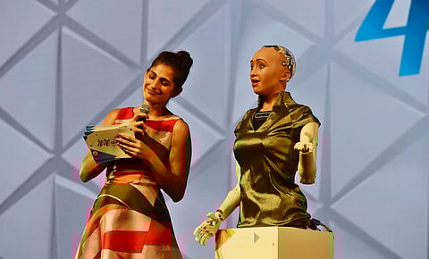 ആല്ബിന് മാത്യു