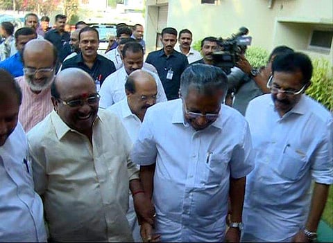 പിന്തുണ ഊട്ടിയുറപ്പിക്കാന് മുഖ്യമന്ത്രി നേരിട്ടെത്തി ; വെള്ളാപ്പള്ളിയുമായി പിണറായി വിജയനും മന്ത്രിമാരും കൂടിക്കാഴ്ച നടത്തി