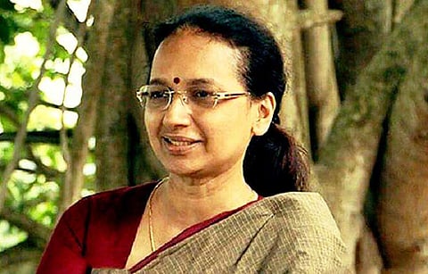 പൊളിറ്റിക്കല് സെക്രട്ടറിയുമായുള്ള തര്ക്കം: നളിനി നെറ്റോ രാജിവെച്ചു