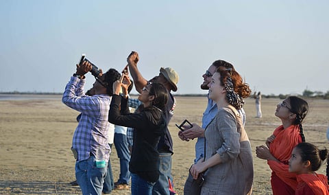 അമേരിക്കന് റോക്കറ്റില്നിന്ന് ഗഗന്യാനിലേക്ക്: സേതു എഴുതുന്നു