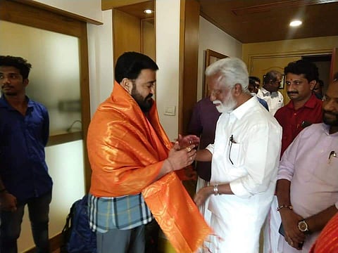 കുമ്മനത്തിന് വിജയാശംസ നേർന്ന് മോഹൻലാൽ; കൂടിക്കാഴ്ച