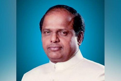 മുൻ കേന്ദ്രമന്ത്രി വി ധനഞ്ജയ കുമാർ അന്തരിച്ചു