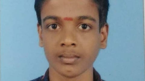 കൊല്ലത്തെ ഐടിഐ വിദ്യാര്ത്ഥിയുടെ മരണം: സിപിഎം ബ്രാഞ്ച് സെക്രട്ടറി കസ്റ്റഡിയില്