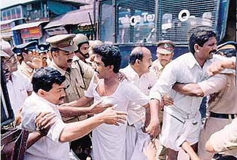 കംഫര്ട്ട് സോണിലെ സാംസ്കാരിക നായകര്: ഹമീദ് ചേന്നമംഗലൂര് എഴുതുന്നു