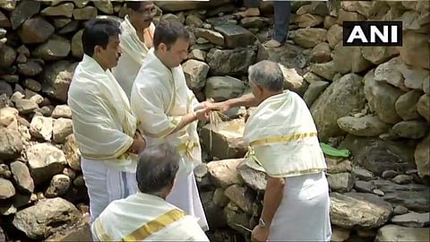 പിതൃസ്മരണയില് രാഹുല്ഗാന്ധി തിരുനെല്ലി ക്ഷേത്രത്തില് ; ബലി തര്പ്പണം നടത്തി ( ചിത്രങ്ങള്)