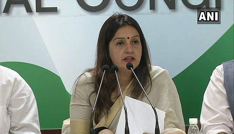 കോൺഗ്രസ് വക്താവ് പ്രിയങ്ക ചതുർവേദി പാർട്ടി വിട്ടു