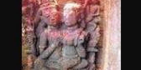 ഗിര്ലിഗുമ്മ ഗ്രാമത്തിലെ ശിവ പാര്വതി വിഗ്രഹം