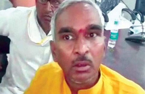 വന്ദേമാതരം കാണാതെ പഠിക്കാന് പറ്റാത്തവര് ഇന്ത്യ വിട്ടു പോവണം: ബിജെപി എംഎല്എ