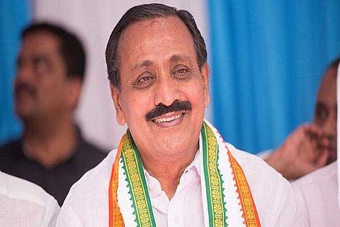 എംകെ രാഘവന് ജാഗ്രത കുറവുണ്ടായി; കോഴ ആരോപണം കോണ്ഗ്രസ് അന്വേഷിക്കും