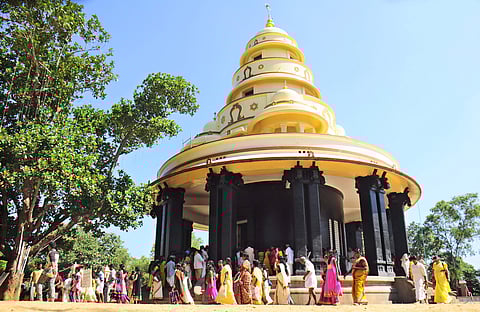 നീണ്ട കാലത്തിനുശേഷം വിട; യുകെ കുമാരന്റെ ഓര്മ്മക്കുറിപ്പ് (തുടര്ച്ച)