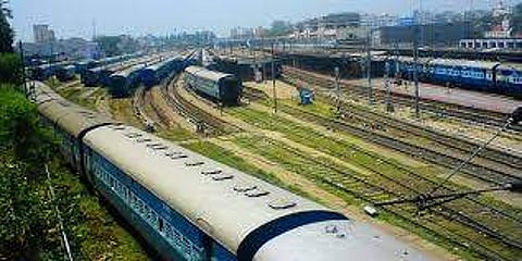 ട്രെയിന് സമയക്രമത്തില് മാറ്റം: രാത്രി എട്ടരയ്ക്ക് ശേഷം വടക്കന് കേരളത്തിലേക്ക് വണ്ടിയില്ല