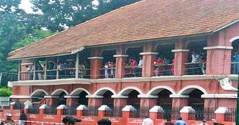 യൂണിവേഴ്സിറ്റി കോളെജ് ഇന്ന് തുറക്കും; കനത്ത പൊലീസ് കാവൽ