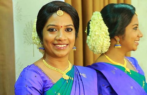 ഇതിനൊക്കെ വേണ്ടിയാണോ, ഈ കൊടുംവെയിലില് നിങ്ങള് ശുപാര്ശക്കായോടുന്നത്?; ചര്ച്ചയായി ഐഎഎസ് ഉദ്യോഗസ്ഥയുടെ കുറിപ്പ്